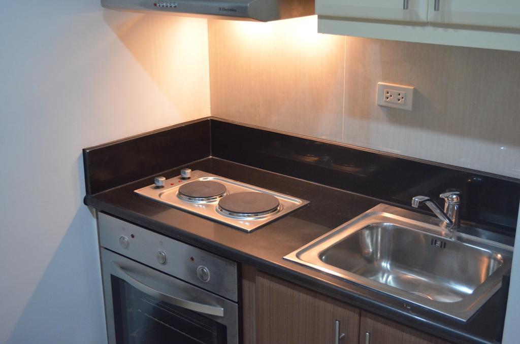 Greenbelt Madison Apartments Makati City Esterno foto
