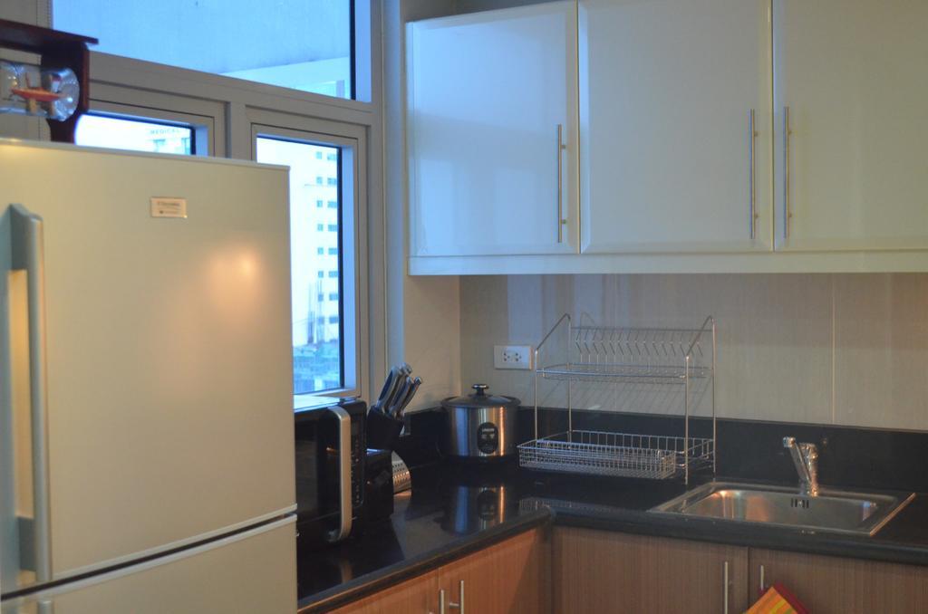 Greenbelt Madison Apartments Makati City Esterno foto